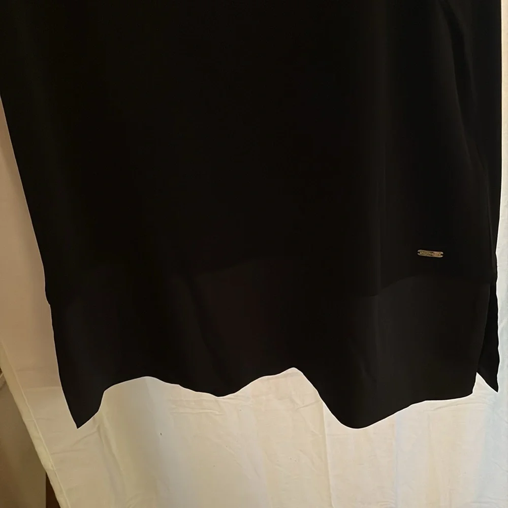 Calvin Klein Boxy Short Sleeve Blouse NWT - Picture 3 of 3